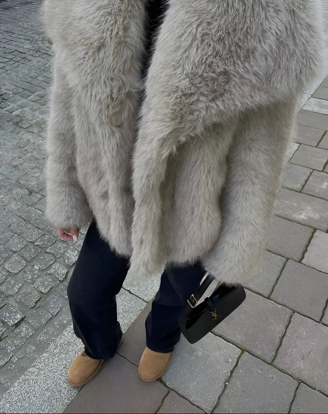 Van Dalem ™ |  Faux Fur Coat
